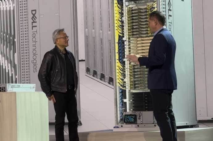 مايكل ديل، جنسن هوانغ: البيان الأكثر جرأة لعالم Dell Technologies World 2026