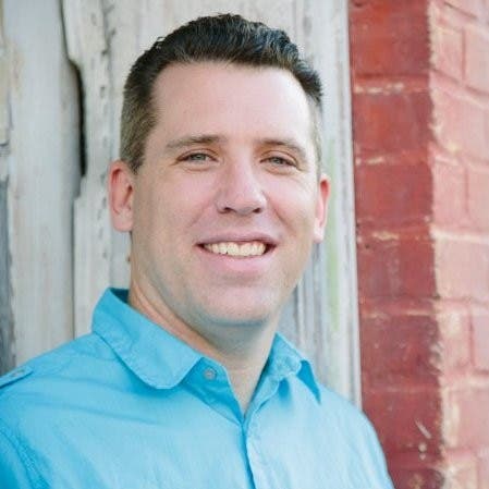 “هذا الشيء عبارة عن سفينة صاروخية” “هذا الشيء عبارة عن سفينة صاروخية”