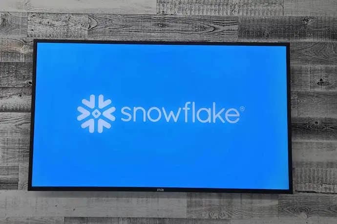 توسع Snowflake Strikes صفقة SCA، والتزام البنية التحتية بقيمة 6 مليار دولار أمريكي مع AWS