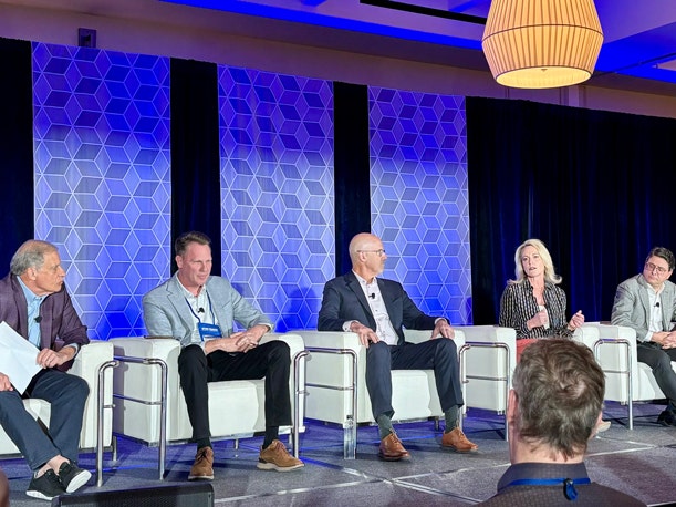 What's The Future Of IT Distribution? These Five Execs Weigh In - Vimarsana News