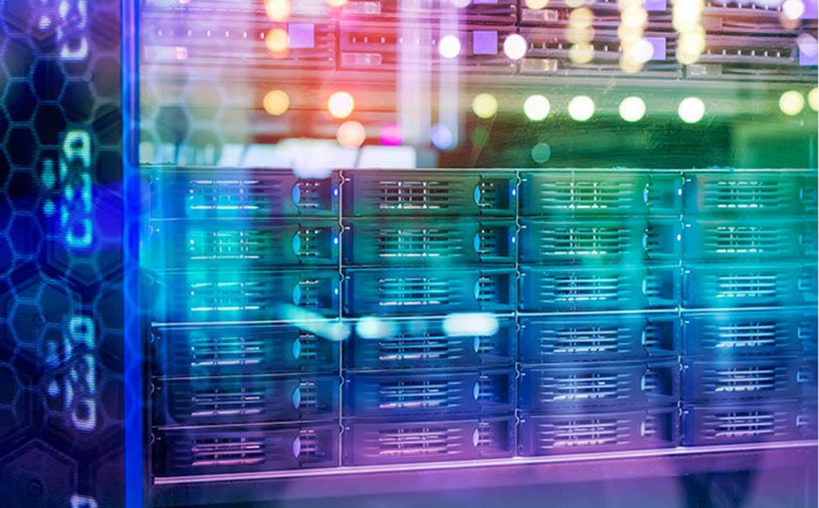 Panel modern servers in the data center vertical