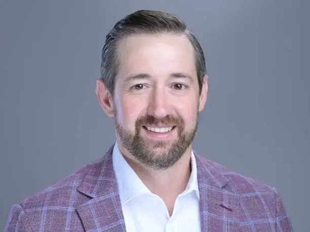 كوالكوم تفقد رائدة القناة الثانية وسط دفع شريحة Snapdragon X2 للكمبيوتر الشخصي