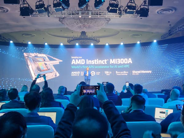 AMD Delivers Leadership Portfolio of Data Center AI Solutions with AMD  Instinct MI300 Series