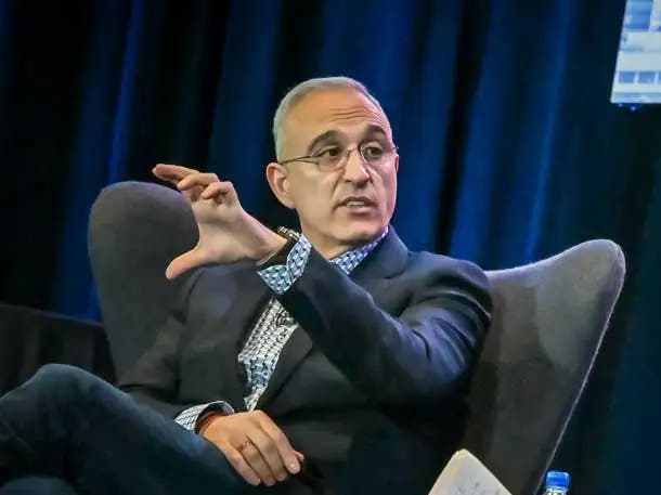 CEO Antonio Neri: HPE-Juniper Networks Aims To Disrupt 'Status Quo' With 'Modern AI-Driven Networking Fabric' - Vimarsana News