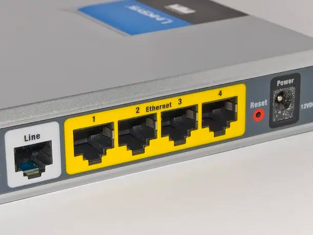 FBI Says It 'Neutralized' Russian Hack Of Hundreds Of SOHO Routers - Vimarsana News