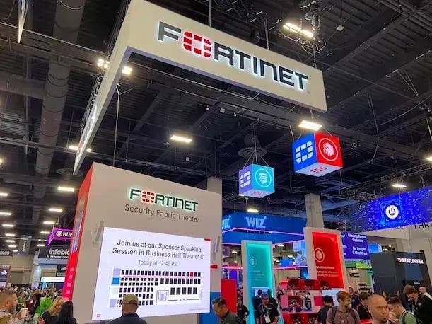 تم استخدام العديد من منتجات Fortinet في الهجمات، وحث على التصحيح الفوري