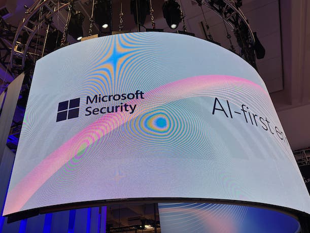 مايكروسوفت تكشف عن عدد “ضخم” من الأخطاء مع تزايد عمليات البحث في مجال الذكاء الاصطناعي: باحث